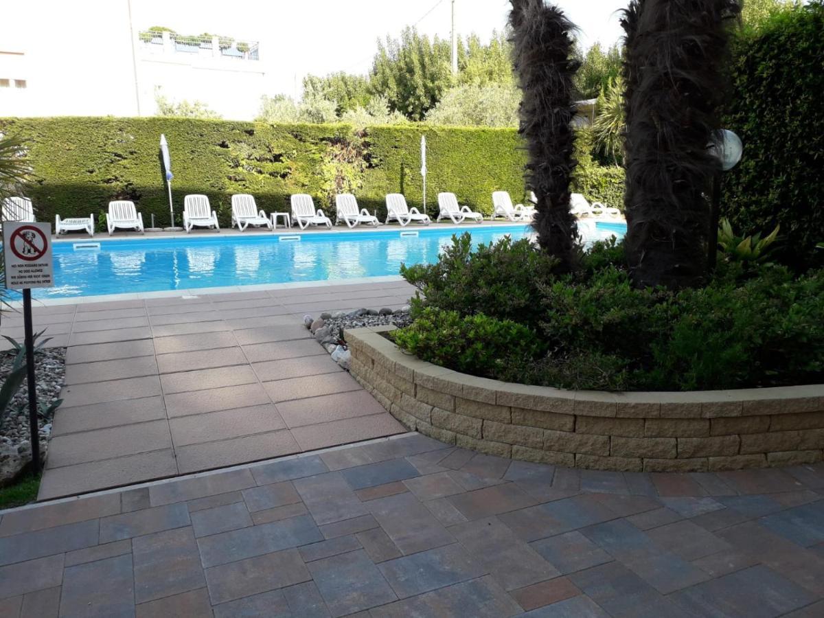 Hotel Fornaci Πεσκιέρα ντελ Γκάρντα Εξωτερικό φωτογραφία