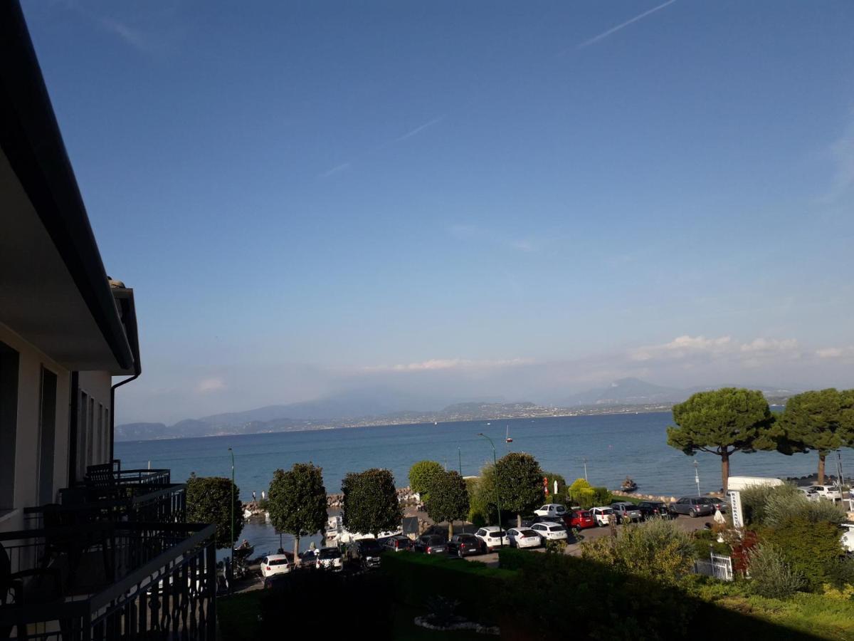 Hotel Fornaci Πεσκιέρα ντελ Γκάρντα Εξωτερικό φωτογραφία