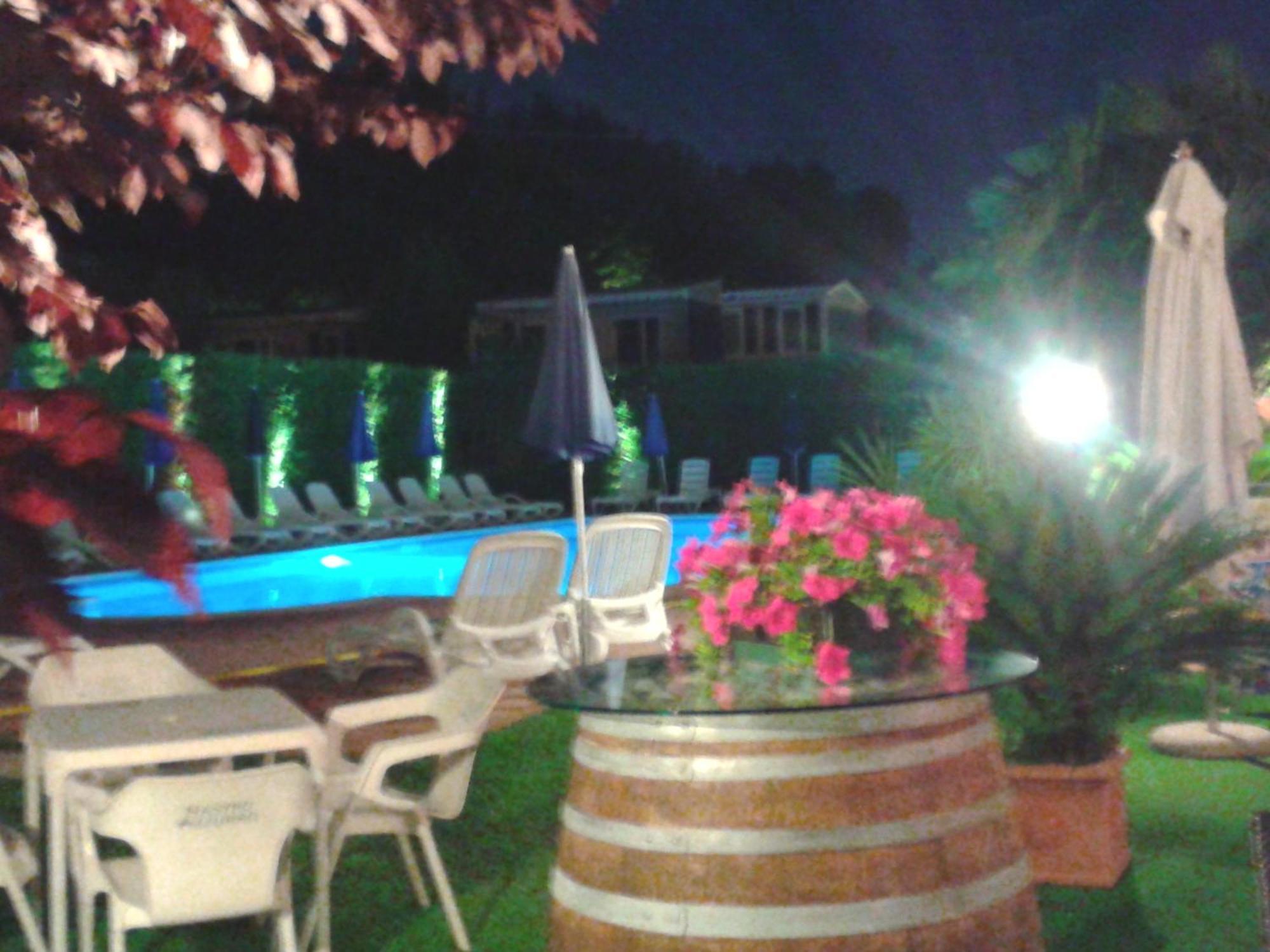 Hotel Fornaci Πεσκιέρα ντελ Γκάρντα Εξωτερικό φωτογραφία