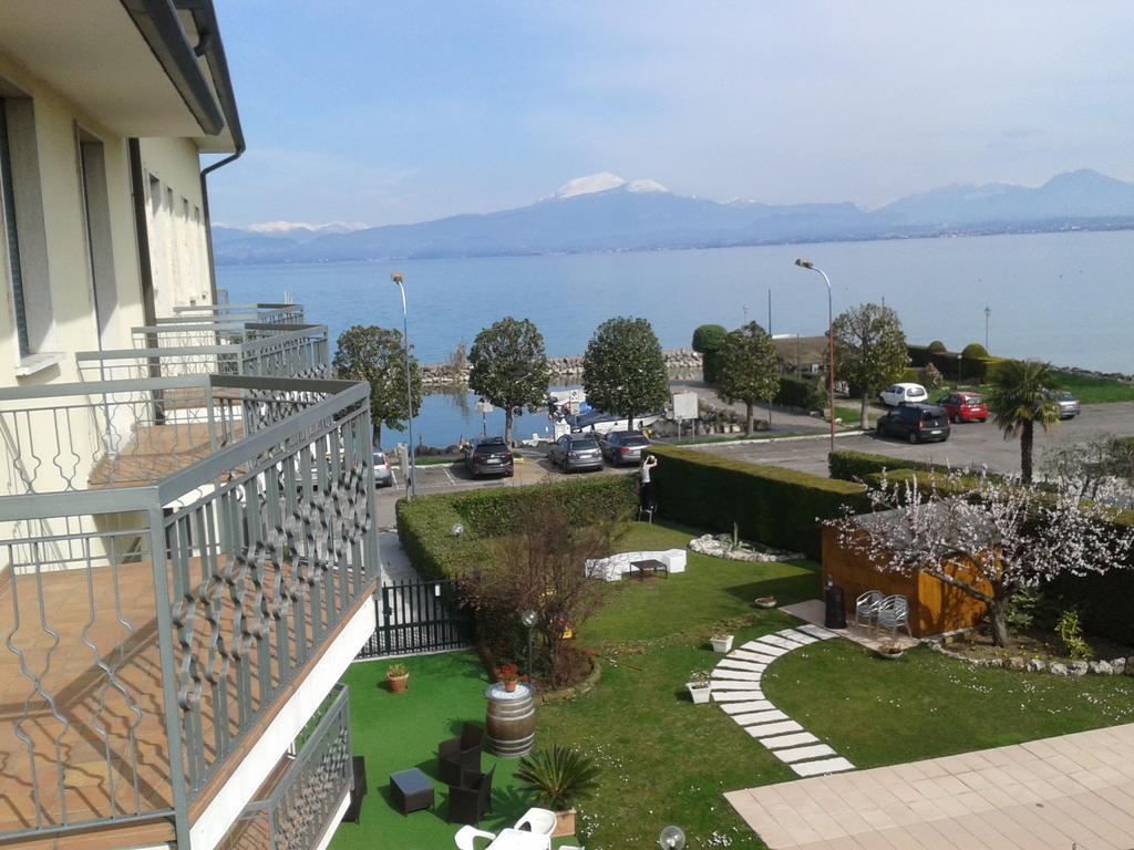 Hotel Fornaci Πεσκιέρα ντελ Γκάρντα Εξωτερικό φωτογραφία