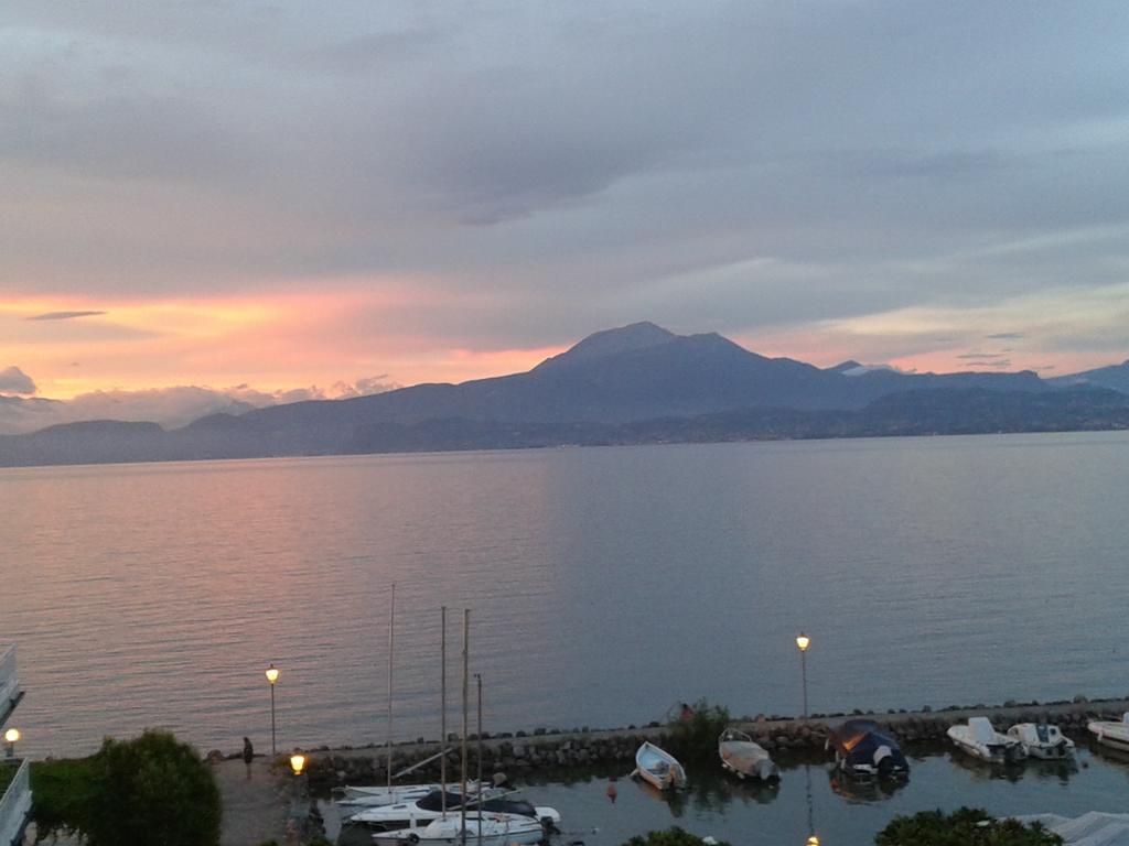 Hotel Fornaci Πεσκιέρα ντελ Γκάρντα Εξωτερικό φωτογραφία