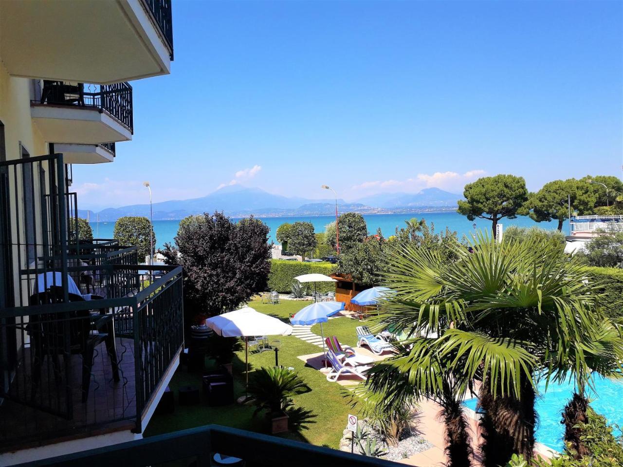 Hotel Fornaci Πεσκιέρα ντελ Γκάρντα Εξωτερικό φωτογραφία
