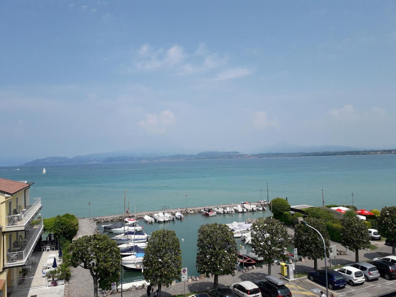 Hotel Fornaci Πεσκιέρα ντελ Γκάρντα Εξωτερικό φωτογραφία